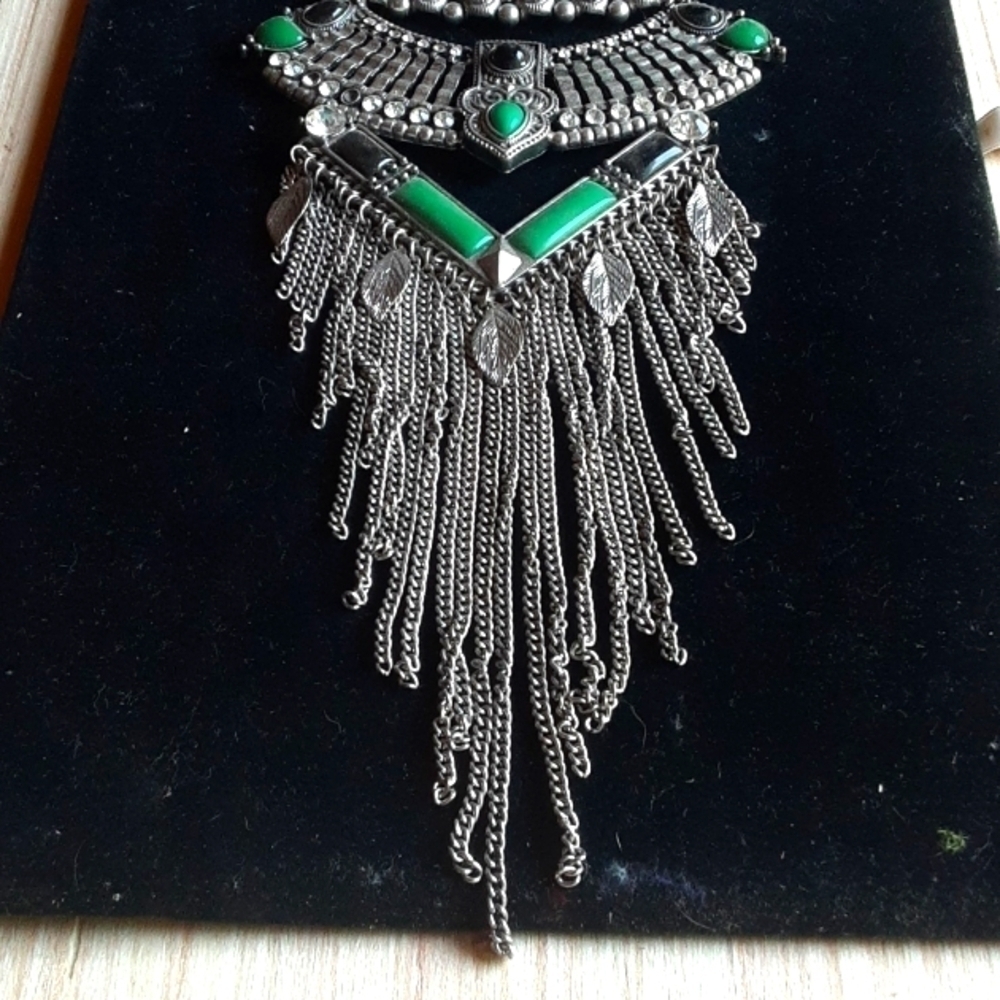 Beautiful Statement Necklace. - image 2
